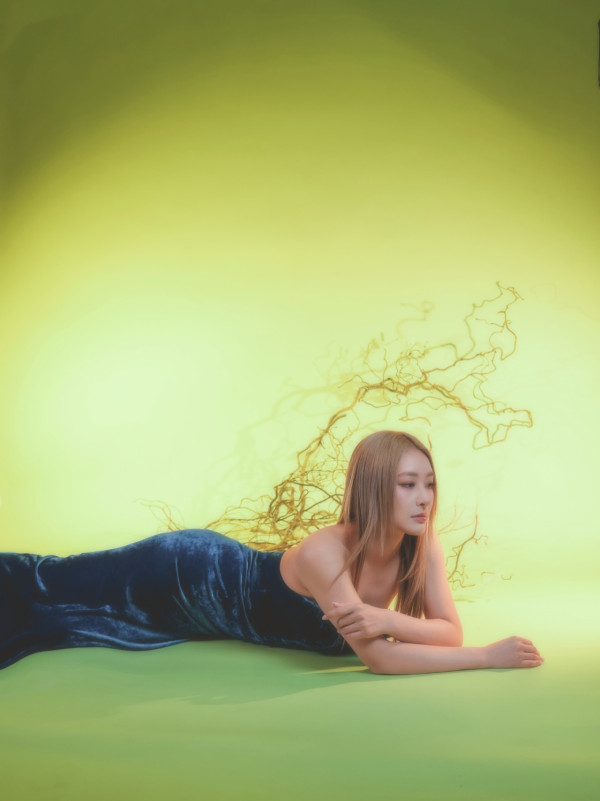 陳瀅蛇年壓軸化身性感「蛇女郎」極驚艷！金髮造型S字水蛇腰身材誘惑爆燈