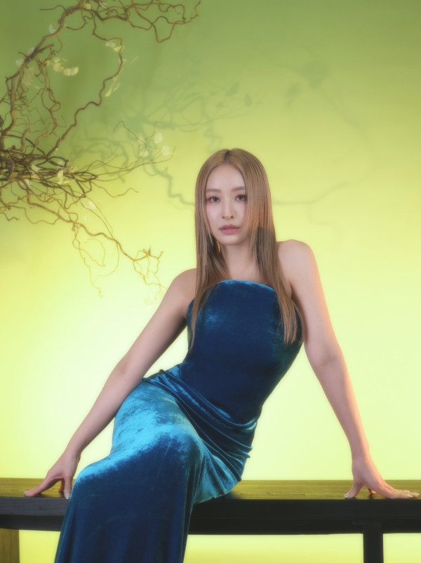 陳瀅蛇年壓軸化身性感「蛇女郎」極驚艷！金髮造型S字水蛇腰身材誘惑爆燈