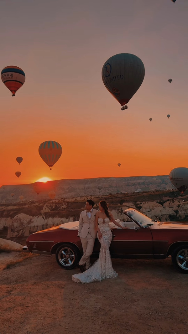 前TVB咪神過大禮排場奢華晒驚人財力！金器堆滿屋巨型流星錘龍鳳鈪粗過手臂