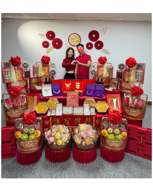 前TVB咪神過大禮排場奢華晒驚人財力！金器堆滿屋巨型流星錘龍鳳鈪粗過手臂