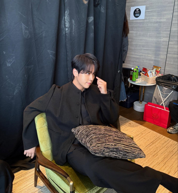 姜濤化身「市民姜先生」現身維園年宵！包到冚幫襯中學生檔口仍被認出：係咪姜濤