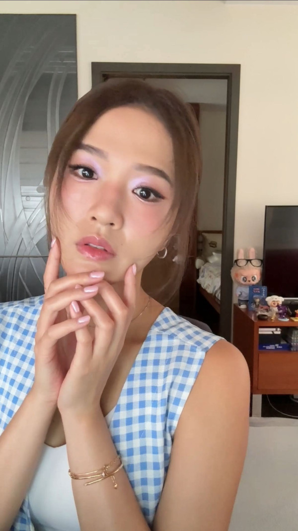 梁敏巧搭東鐵頭等冇比錢被查飛斷正!尷尬自爆職員處理方式:無面見人