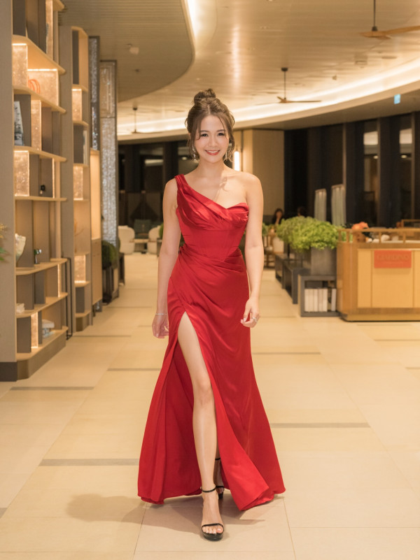 梁敏巧搭東鐵頭等冇比錢被查飛斷正！尷尬自爆職員處理方式：無面見人