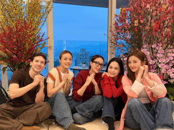 霍汶希15歲愛女最新近照激罕曝光！亭亭玉立星味濃靚過媽媽！網民激讚可原地出道