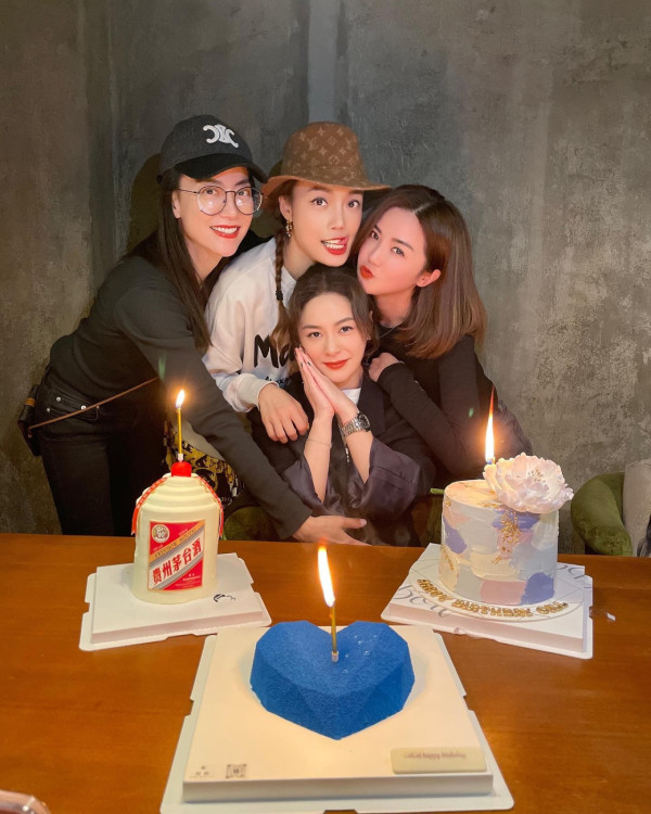 霍汶希15歲愛女最新近照激罕曝光！亭亭玉立星味濃靚過媽媽！網民激讚可原地出道