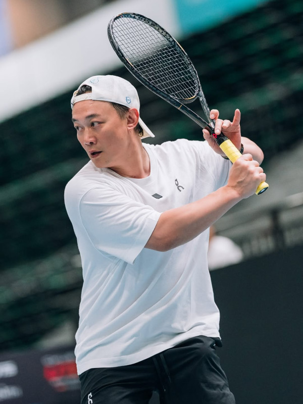 陳康堤傳疑似暗撻「網球一哥」黃澤林？傳爸爸陳奕迅親自做媒人 去年分手情斷混血男模