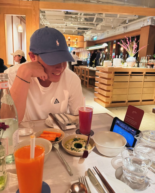 陳康堤傳疑似暗撻「網球一哥」黃澤林？傳爸爸陳奕迅親自做媒人 去年分手情斷混血男模