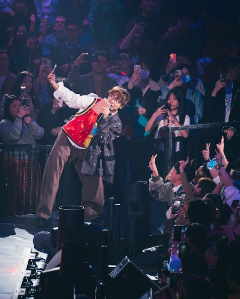 JACE陳凱詠紅館演唱會尾場！嘉賓林家謙鍾雪瑩掀高潮 眼濕濕哽咽：口話支持但入場就冇人