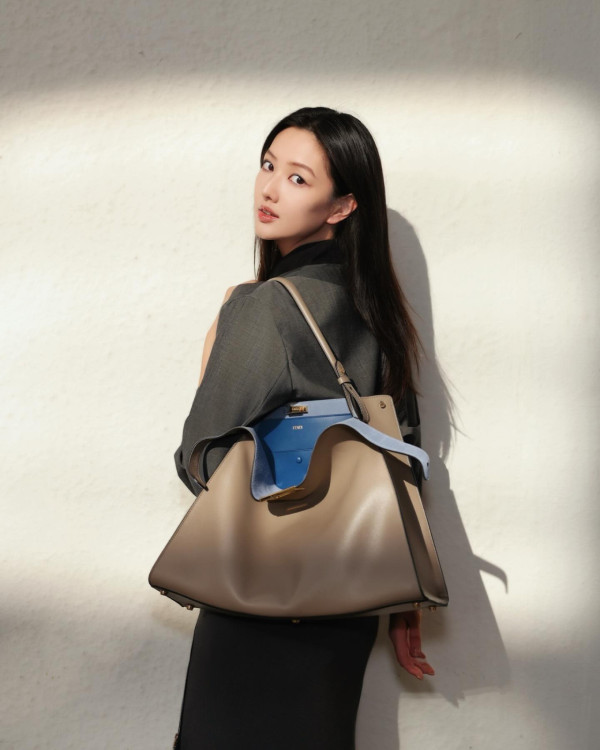 夜王｜Chi Ling譚旻萱身份背景大起底！170磅肥妹黑歷史曝光判若兩人