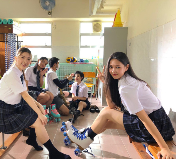 夜王｜Chi Ling譚旻萱身份背景大起底！170磅肥妹黑歷史曝光判若兩人