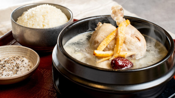 人氣韓食餐廳品牌全新登陸D2 Place 招牌醬豬手$188限時優惠/人蔘雞湯/芝士排骨