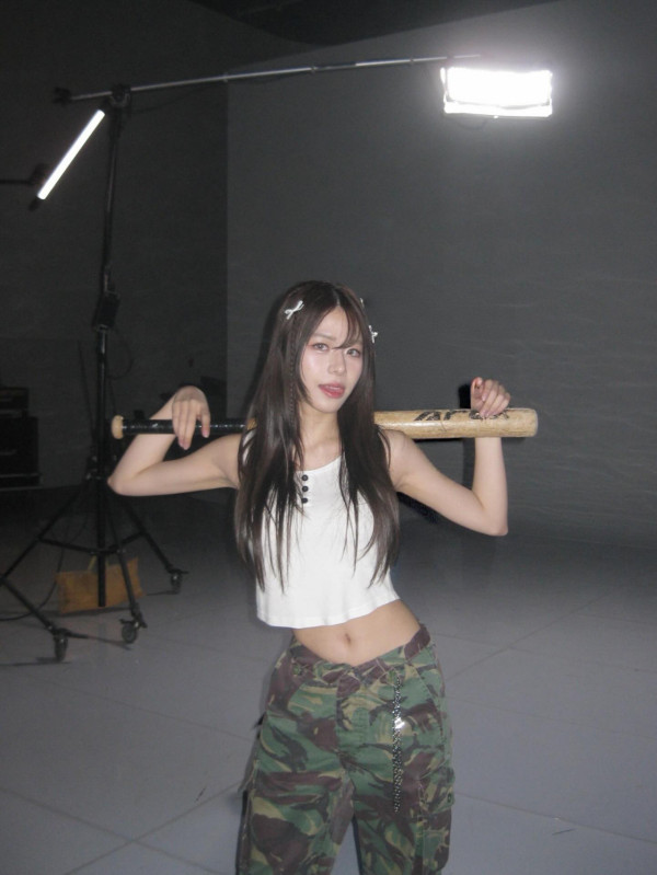 港姐冠軍罕有開金口獲力捧做歌手？人靚聲甜驚艷網民：2026樂壇新人