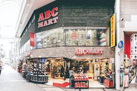 ABC-MART GRAND STAGE OSAKA（心齋橋旗艦店）(圖: ebisubashi)