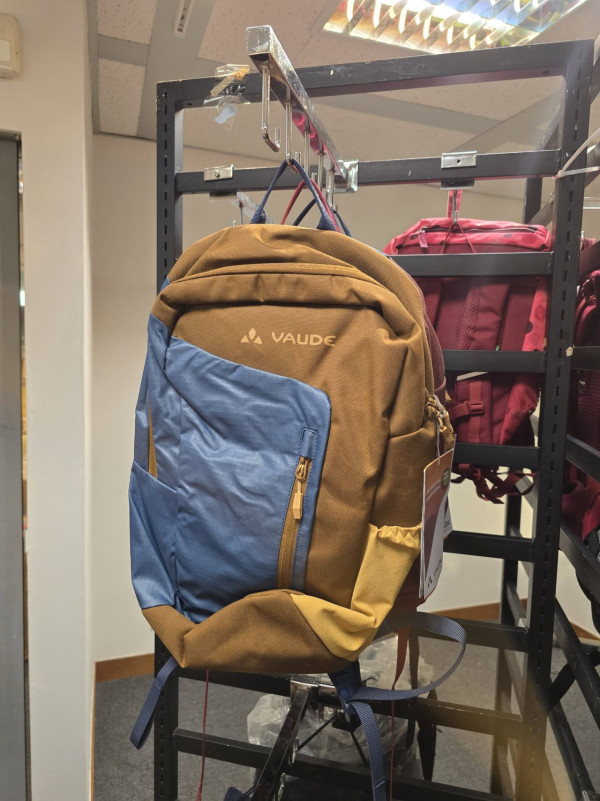 尖沙咀海港城名牌開倉低至2折！行李箱最平$199 行山露營用具勁減逾$2,000