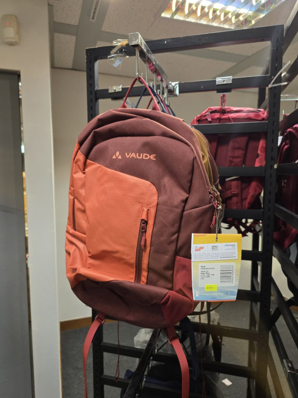 尖沙咀海港城名牌開倉低至2折！行李箱最平$199 行山露營用具勁減逾$2,000