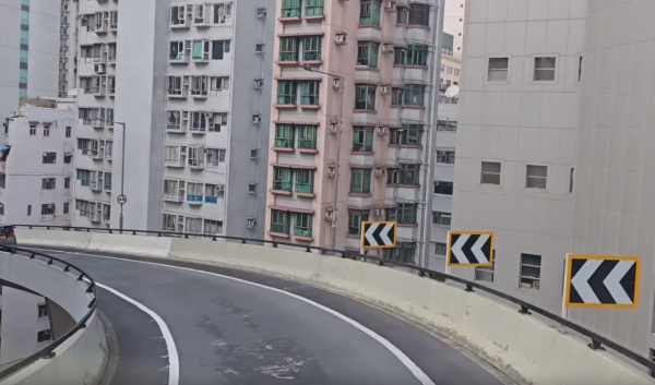 港島驚現都市過山車!開篷巴士狂衝西環「奪命斜」 網民嚇到腳軟:腳趾抓實地