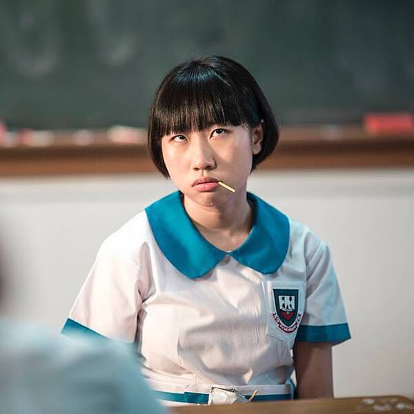 夜王｜麗英演侍應「結衣」爭下海飆日文勁搶鏡「全死角美少女」躍升影壇新星！