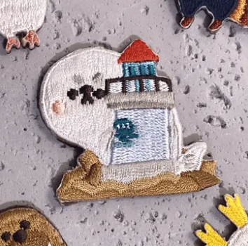 海洋公園紀念品驚現「逆天神作」！超靚動物投射燈掀瘋搶 網民讚：終於放低偶包