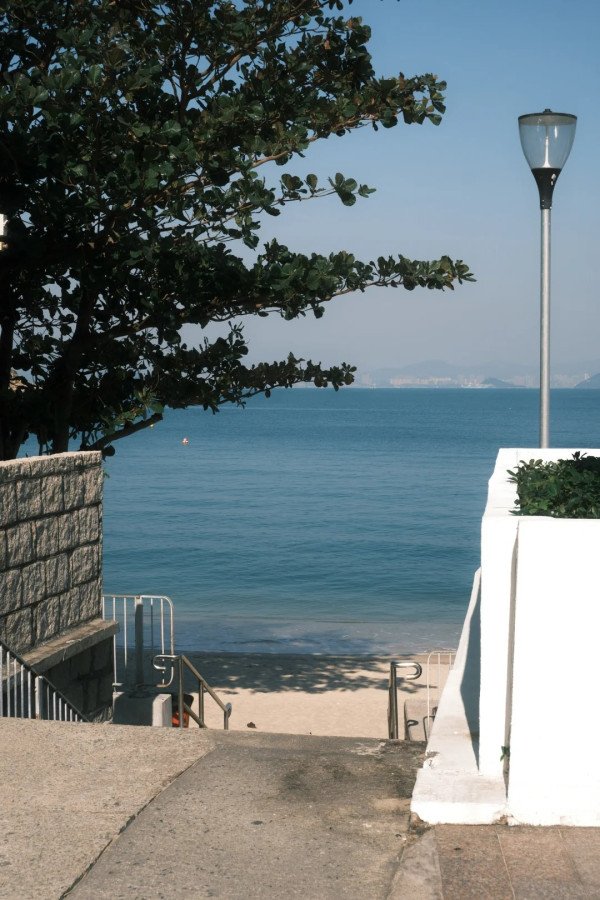 長洲獲封港版「小釜山」！絕美彩色海景秘境曝光 遊客排長龍朝聖附路線教學