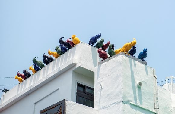 長洲獲封港版「小釜山」！絕美彩色海景秘境曝光 遊客排長龍朝聖附路線教學