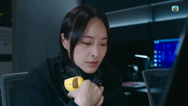 臥底嬌娃｜陳瀅「黃金32C」低胸震撼畫面引爆迴響 劇組清場拍攝保障私隱