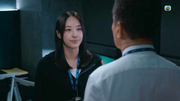 臥底嬌娃｜陳瀅「黃金32C」低胸震撼畫面引爆迴響 劇組清場拍攝保障私隱