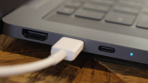 Samsung Unpacked 2026 隱藏驚喜！Galaxy Book6 歷來最薄 AI 筆電、Buds4 體感耳機及百變屏幕實機直擊