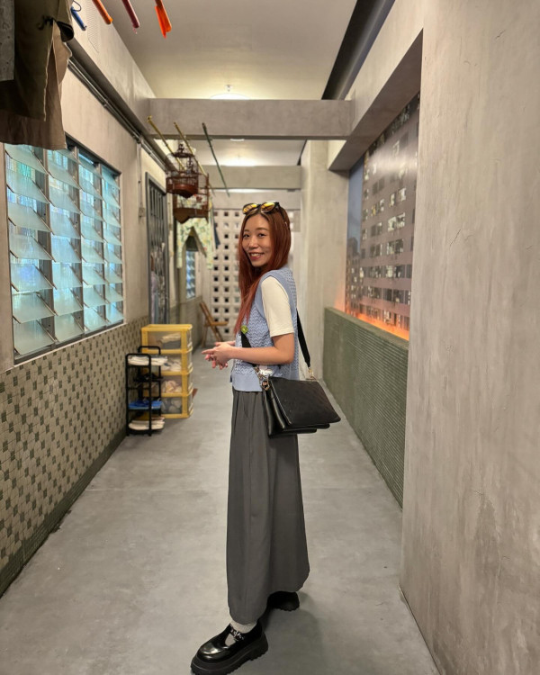 離婚男藝人神隱多時罕有現身開工飯！大合照出賣蹤影疑似全面復出惹揣測...