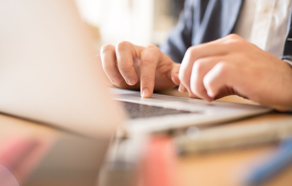 尖沙咀驚現「高級隱世Lounge」!免費WiFi /打工仔避世 網民激讚:唔使俾錢!