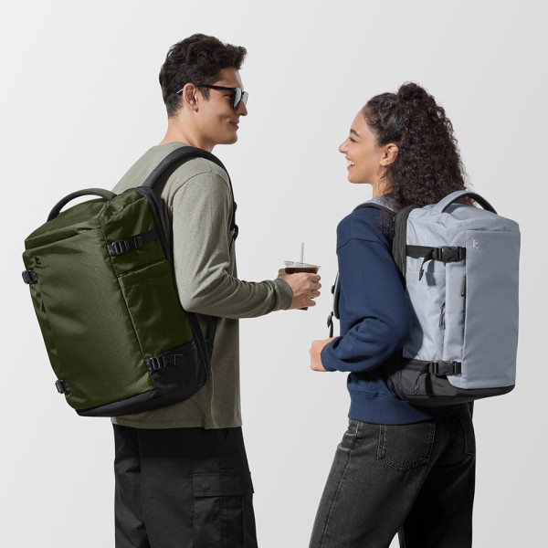 【出遊必備】U Community社群送您tomtoc大容量旅行袋！ 