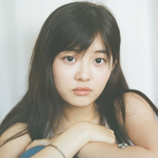 夜王｜「BB」林熙彤制服誘惑極搶鏡！僅22歲演出經驗豐富獲封新一代小花