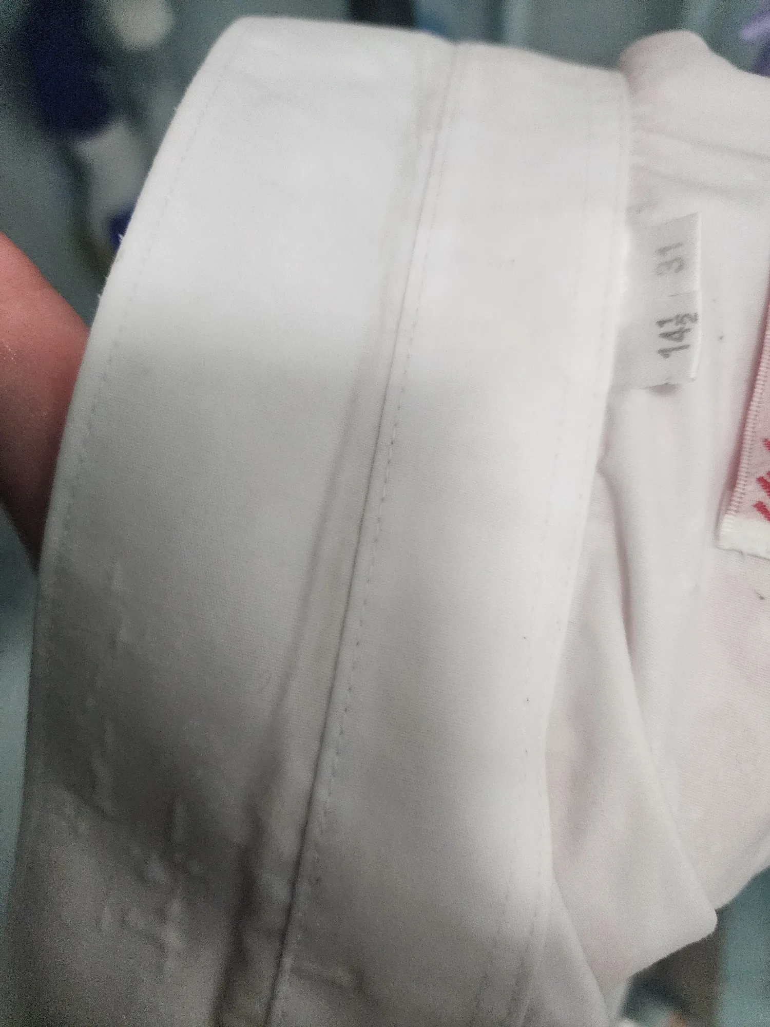 唔止洗鞋！呢款$36洗面奶變「最強去漬神器」實測白衫去黃30秒還原 網民：洗乜都好用