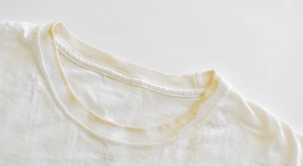 唔止洗鞋！呢款$36洗面奶變「最強去漬神器」實測白衫去黃30秒還原 網民：洗乜都好用