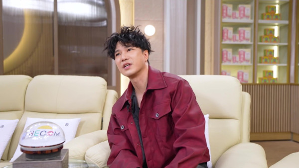 中年好聲音4|終於開估!5大藝人選手集體除罩上台 真面目示人惹全場震驚