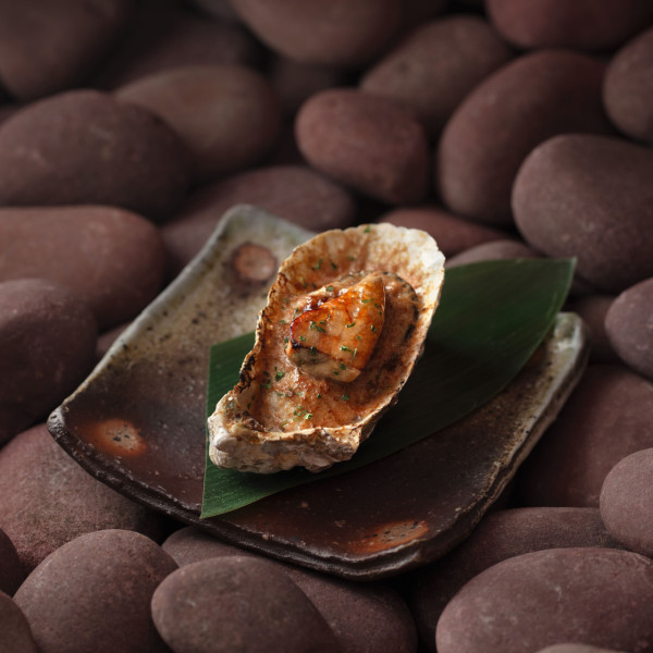 千両春日限定刺身盛壽司登場  櫻鯛／海膽泡沫壽司／黑松露鵝肝燒蠔