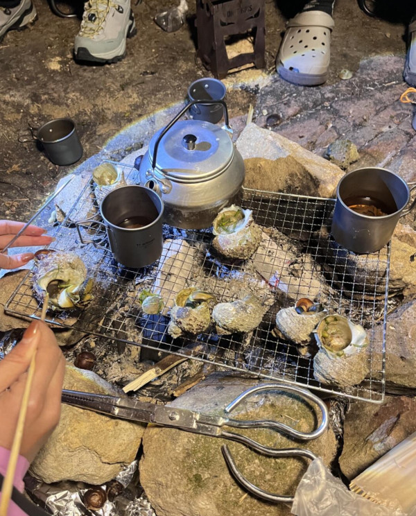 西貢淪陷？小紅書瘋傳「免費海鮮放題」即捉即食 網民笑稱造就白車經濟：搵命博