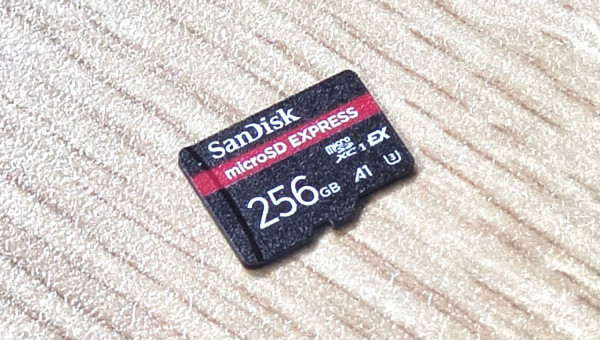 Switch 2 必配神卡？SanDisk microSD Express 實測：880MB/s 速度追平 SSD、入 Game 唔使等？