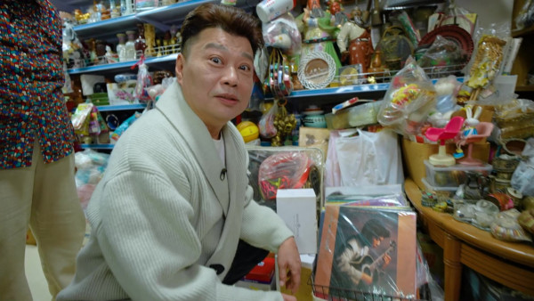 阮兆祥夜冷店尋寶尋出昔日2大珍貴回憶！87歲店主Annie靈魂極有趣