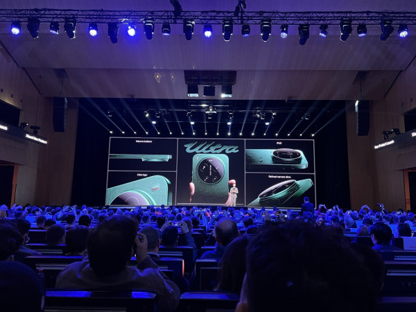 MWC 2026直擊｜Xiaomi 17 Ultra 挑戰單反？首發 1 吋 LOFIC 感光元件 ＋ 2 億像素「機械光學變焦」 遠攝 400mm 畫質依然係 Masterpiece？