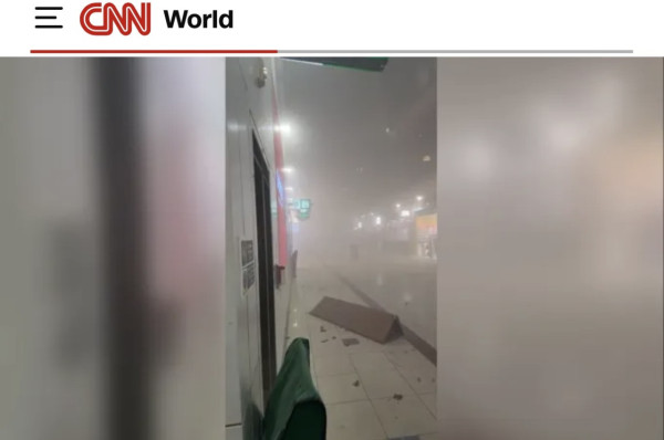 杜拜機場及旅客區受戰火波及(圖: CNN) 杜拜機場及旅客區受戰火波及(圖: CNN)