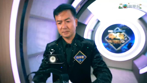 中年好聲音4｜終於開估！5大藝人選手集體除罩上台 真面目示人惹全場震驚