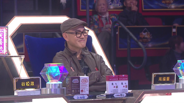 中年好聲音4｜陳逸璇透視誘惑唱《一切也願意》 唯美畫面憾被Mic Stand破壞