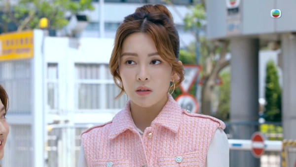 臥底嬌娃｜張曦雯一集狂換9個造型！黑絲兔女郎激罕曝光 網民噴血激讚長腿世一