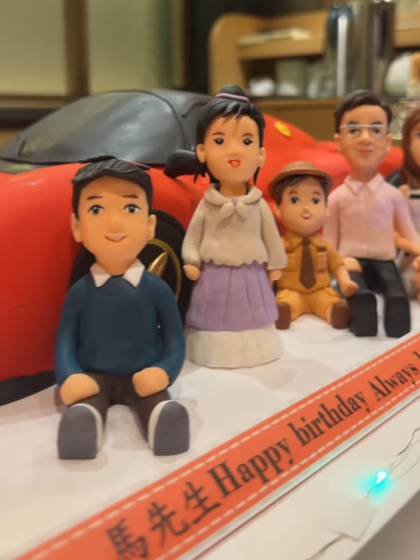 五索極高調慶祝馬清鏗生日！送法拉利蛋糕自爆拒追女！正印沉默任由放閃惹熱議