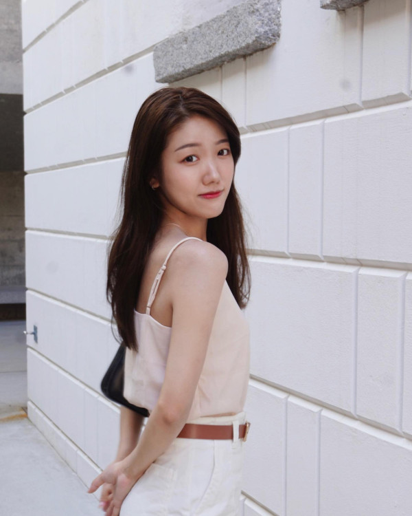 27歲TVB靚女新聞主播宣布離巢！疑趕住結婚做人妻 IG親揭殘酷真相惹擔憂