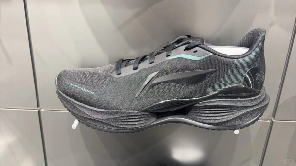 照片來源：小紅書@李宁上海环球港店