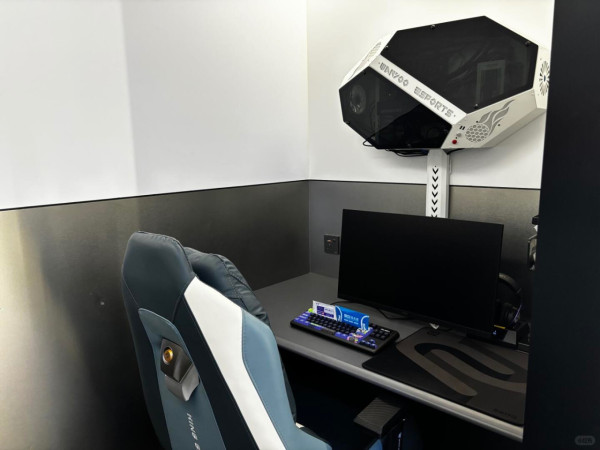 香港過夜僅$1蚊？小紅書瘋傳市中心隱藏玩法 有齊包廂+沖涼房 網民：正過重慶大廈