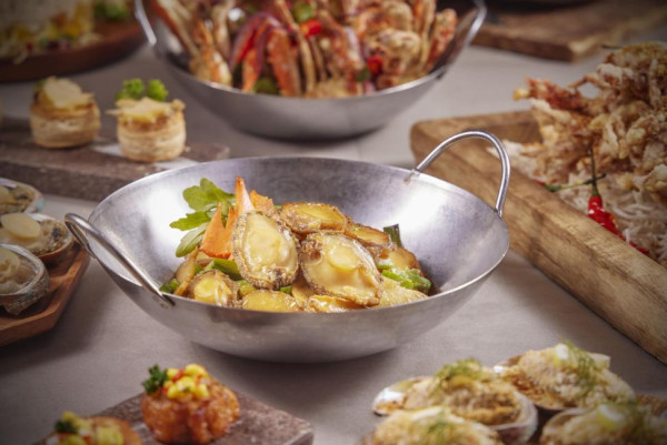 3月酒店自助餐優惠｜10大自助餐優惠推介 低至半價任食鮑魚蟹腳海鮮/連海洋公園門票套票