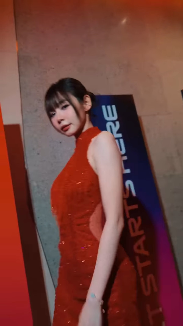 林明禎陳自瑤尷尬撞衫透視旗袍！偉大身材有比較有傷害？ 呢位因一優勢完勝...