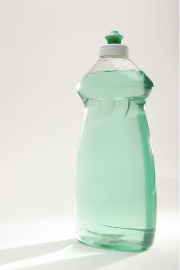 衣領黃黚黚洗唔甩？專家揭100%變白「必殺技」 做錯呢1步污漬留一世